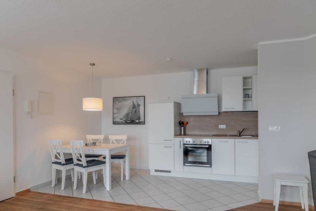 Ferienwohnung Mit Schwimmbadnutzung In Sellin - Haus Strandeck Fewo 14 Goehren  Exterior foto